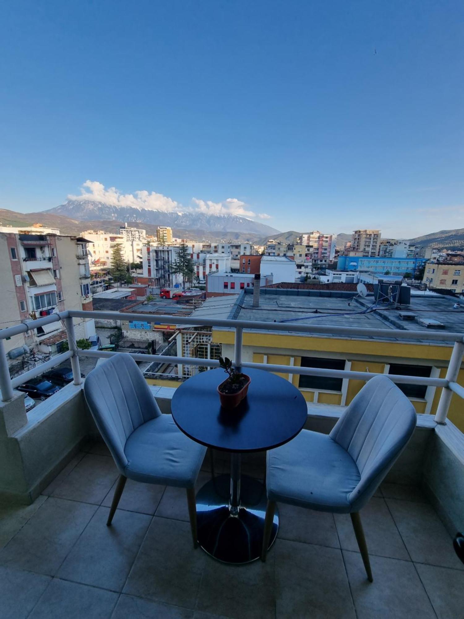 Kc Apartment بيرات المظهر الخارجي الصورة
